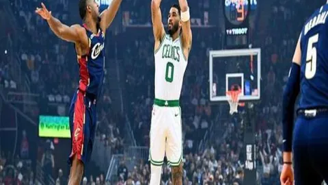 国羽青岛主场激战新加坡，首战3-2险胜夺冠